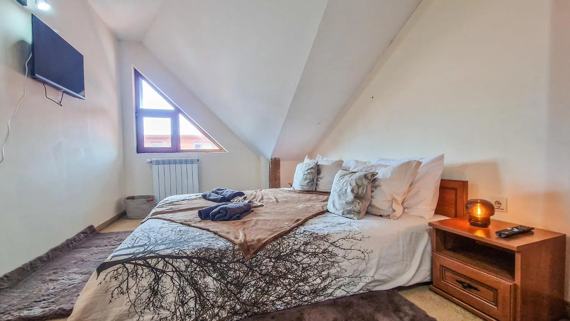 Apartment The Brown Bear - Amazing View Apartament , Doorstep To Gondola Bansko